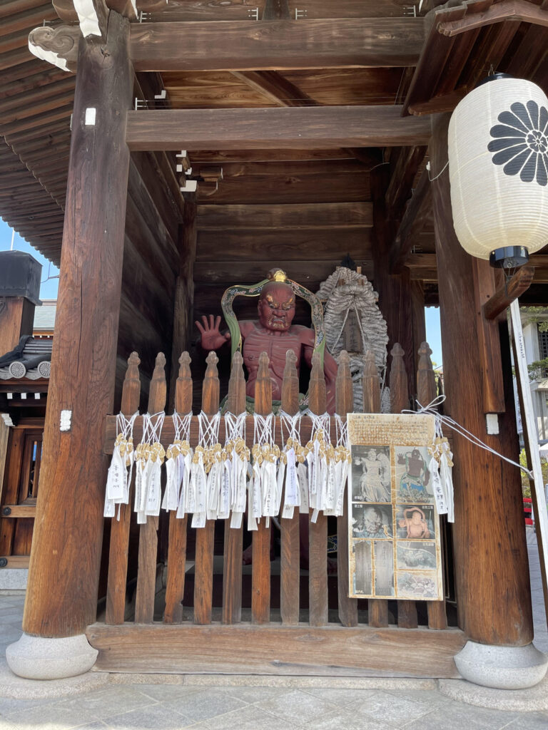 Kongo Rikishi Statue (Ungyo)
